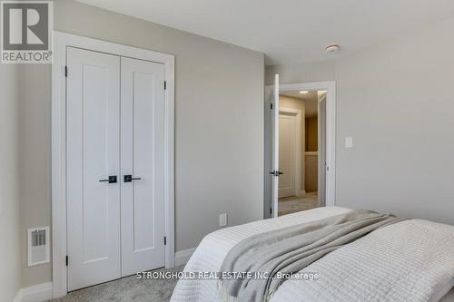 1768 Finley Crescent, London North (North I), ON - Indoor Photo Showing Bedroom