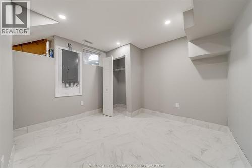 658 Tournier, Windsor, ON - Indoor