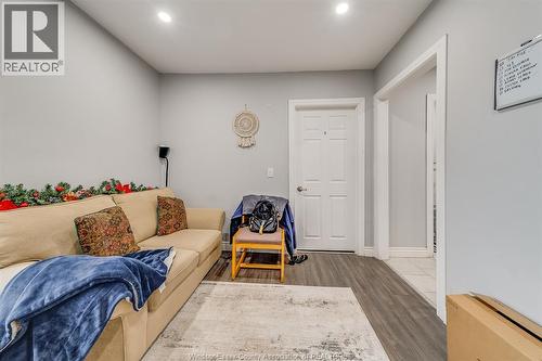 658 Tournier, Windsor, ON - Indoor Photo Showing Other Room