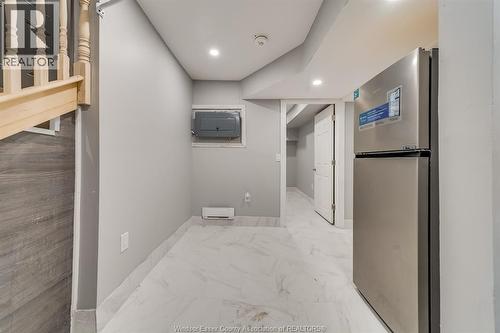 658 Tournier, Windsor, ON - Indoor