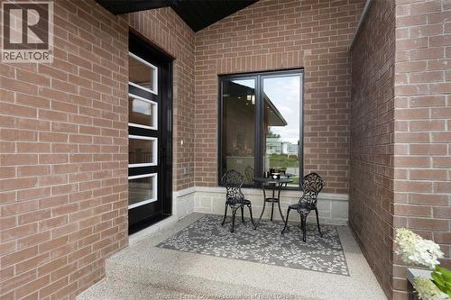 572 Lily Mac Boulevard, Windsor, ON - Outdoor With Exterior