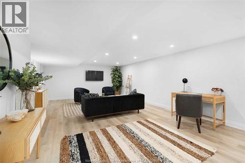 572 Lily Mac Boulevard, Windsor, ON - Indoor