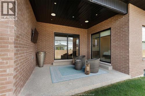 572 Lily Mac Boulevard, Windsor, ON - Outdoor With Exterior