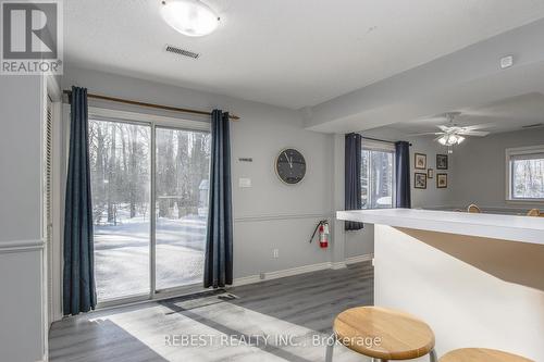 910 Concession Rd 17 W, Tiny, ON - Indoor Photo Showing Other Room