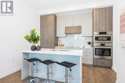 610 - 42 Mill Street, Halton Hills, ON - Indoor Photo Showing Kitchen With Upgraded Kitchen