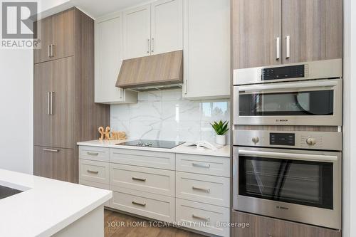 610 - 42 Mill Street, Halton Hills, ON - Indoor Photo Showing Kitchen With Upgraded Kitchen