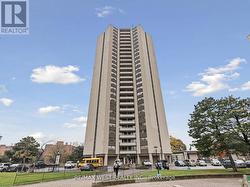 605 - 380 DIXON ROAD  Toronto, ON M9R 1T3