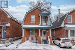 222 PLYMOUTH STREET  Ottawa, ON K1S 3E5