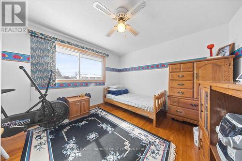 34 Hadley Circle, Ottawa, ON - Indoor Photo Showing Bedroom
