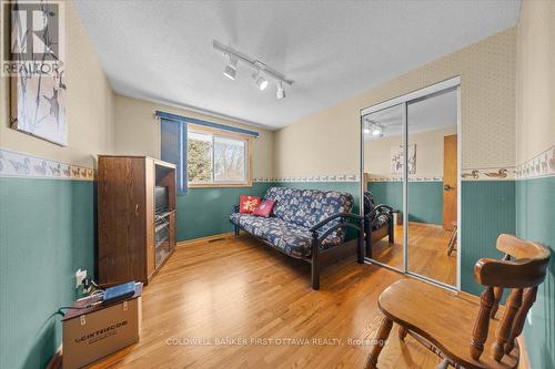 34 Hadley Circle, Ottawa, ON - Indoor