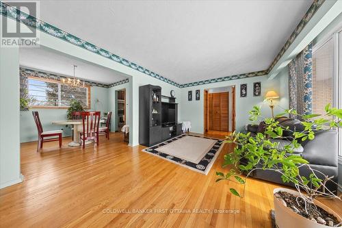 34 Hadley Circle, Ottawa, ON - Indoor Photo Showing Other Room