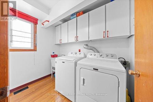 34 Hadley Circle, Ottawa, ON - Indoor Photo Showing Laundry Room