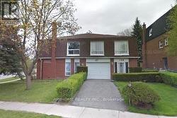 199 EDMONTON ROAD  Toronto, ON M2J 3X4