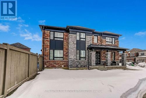 7 CYCLONE TRAIL  Brampton, ON L7A 5E8