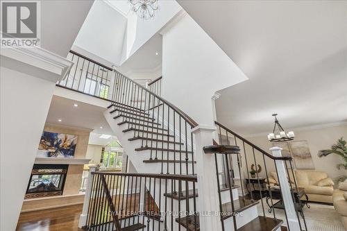 621 North Shore Boulevard E, Burlington, ON - Indoor Photo Showing Other Room