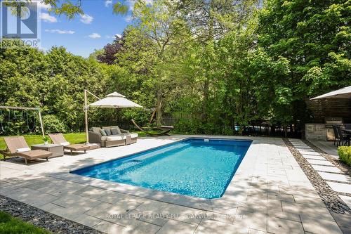 621 North Shore Boulevard E, Burlington, ON - Outdoor With In Ground Pool With Backyard