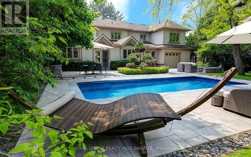 621 North Shore Boulevard E, Burlington, ON - Outdoor With In Ground Pool With Backyard