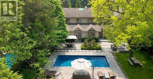 621 North Shore Boulevard E, Burlington, ON - Outdoor With In Ground Pool