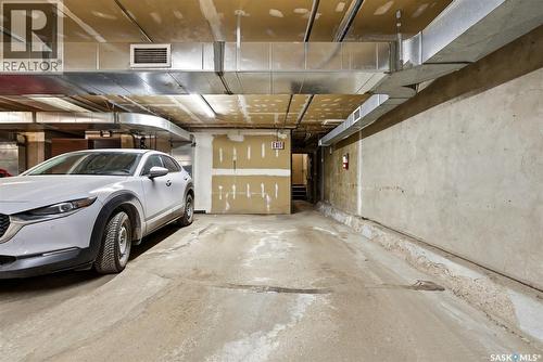 500 2020 11Th Avenue, Regina, SK - Indoor Photo Showing Garage