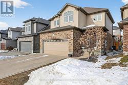 464 CHAMPLAIN AVENUE Woodstock (Woodstock - South), ON N4V 0A7