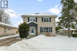 565 ELIZABETH STREET  Pembroke, ON K8A 1W7