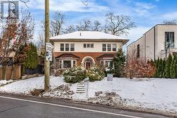 181 POPLAR PLAINS ROAD  Toronto, ON M4V 2N1