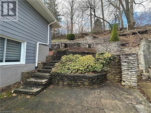 22 Dundonald Road, Cambridge, ON - Outdoor