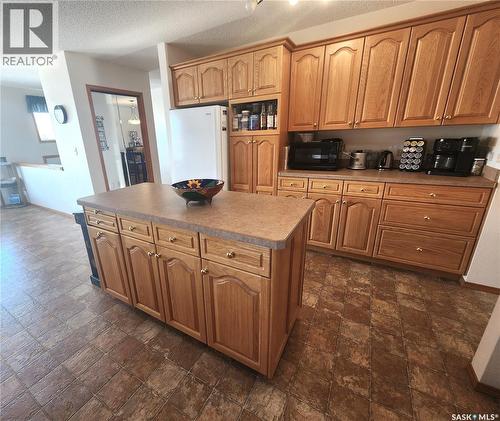 115 Carson Bay, Lampman, SK - Indoor Photo Showing Kitchen