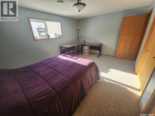 115 Carson Bay, Lampman, SK - Indoor Photo Showing Bedroom