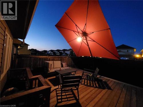 955 Zeller Crescent, Kitchener, ON - Outdoor