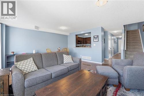 955 Zeller Crescent, Kitchener, ON - Indoor Photo Showing Living Room