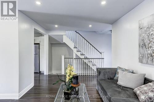 172 Radford Drive, Ajax, ON - Indoor