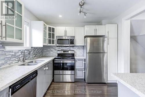 172 Radford Drive, Ajax, ON - Indoor Photo Showing Kitchen With Stainless Steel Kitchen With Double Sink With Upgraded Kitchen