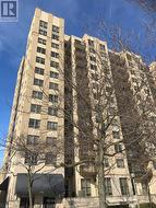 602 - 4 ELSINORE PATH  Toronto, ON M8V 4G7