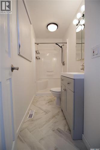 5 Souris Avenue, Redvers, SK - Indoor Photo Showing Bathroom