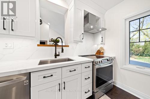 321 Guelph Line, Burlington, ON - Indoor Photo Showing Kitchen With Upgraded Kitchen