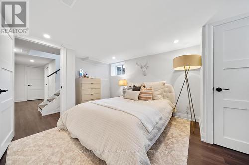 321 Guelph Line, Burlington, ON - Indoor Photo Showing Bedroom
