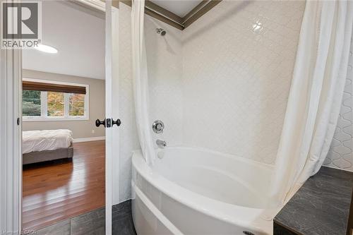 45 Sideroad 18, Fergus, ON - Indoor Photo Showing Bathroom