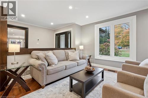 45 Sideroad 18, Fergus, ON - Indoor Photo Showing Living Room