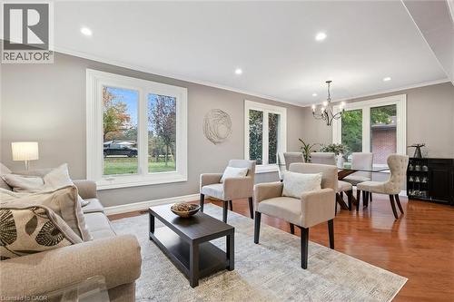45 Sideroad 18, Fergus, ON - Indoor Photo Showing Living Room