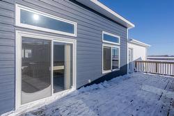 47 Prairie Oaks Drive  Mitchell, MB R5G 2X5