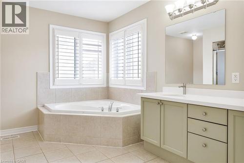 3137 Countess Crescent, Mississauga, ON - Indoor Photo Showing Bathroom