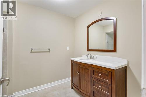 3137 Countess Crescent, Mississauga, ON - Indoor Photo Showing Bathroom