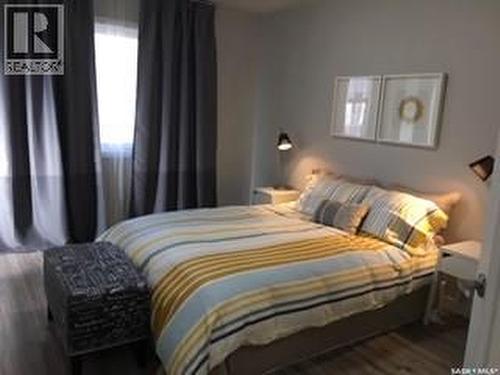 3-4 75 And 85 Atlantic Avenue, Kerrobert, SK - Indoor Photo Showing Bedroom