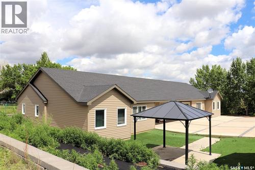 3-4 75 And 85 Atlantic Avenue, Kerrobert, SK - Outdoor