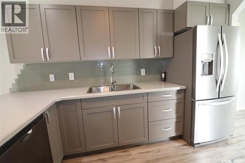3-4 75 And 85 Atlantic Avenue, Kerrobert, SK - Indoor Photo Showing Kitchen