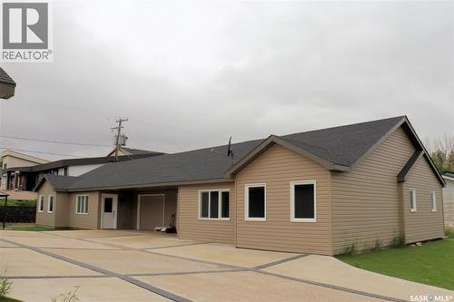 3-4 75 And 85 Atlantic Avenue, Kerrobert, SK - Outdoor