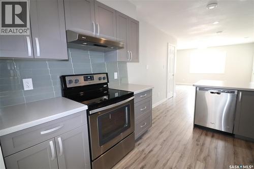 3-4 75 And 85 Atlantic Avenue, Kerrobert, SK - Indoor Photo Showing Kitchen With Upgraded Kitchen