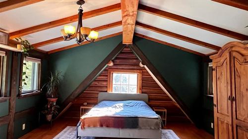 785 Beech Road, Nakusp, BC - Indoor Photo Showing Other Room