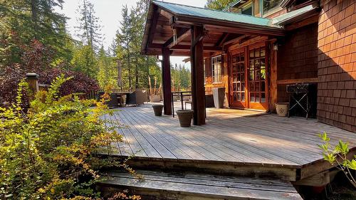 785 Beech Road, Nakusp, BC - Outdoor